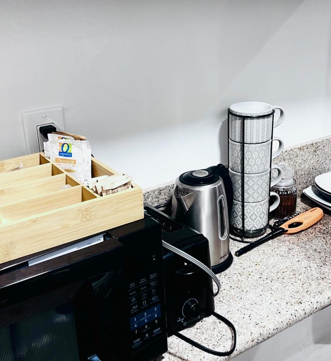 Lovely Sherman Oaks Studio ロサンゼルス エクステリア 写真